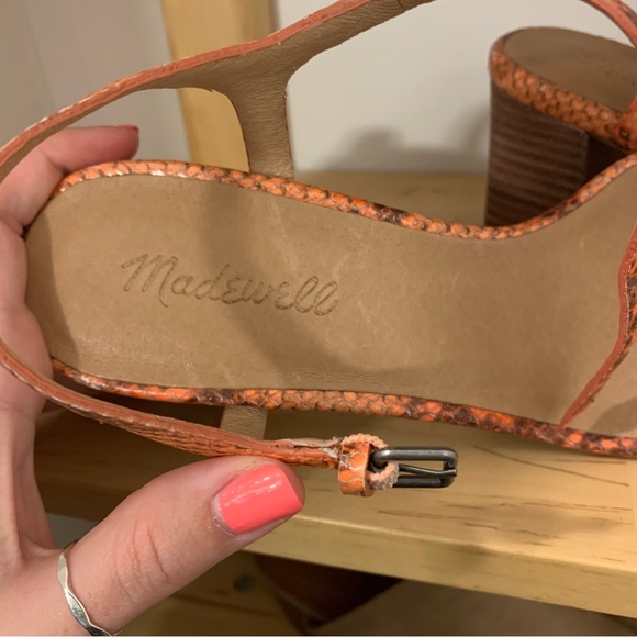 Madewell Snake Print Embossed Heel - Picture 4 of 5